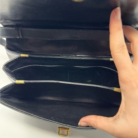 Celine Vintage Horse Carriage Bag – Black Leather Crossbody - Gold Logo Hardware - Picture 5 of 11